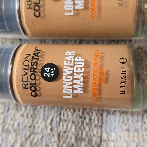 REVLON BRAND COLORSTAY LONGWEAR MAKEUP FOUNDATION #360 GOLDEN CARAMEL BUNDLE-2 - Picture 4 of 5